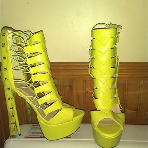 Crazy neon yellow/green stillettos